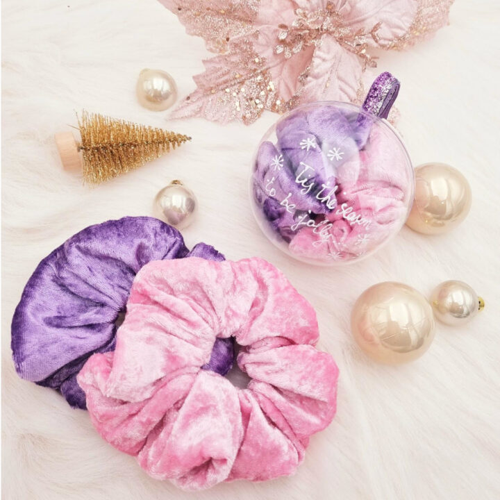 Scrunchie Bauble Tis the Season